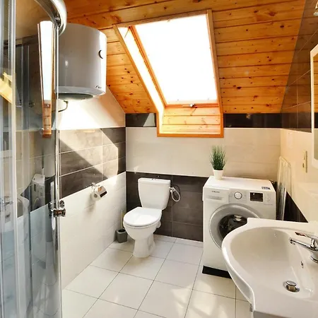 Apartment In Siano Ty Near Sandy Beach, Cleaning Included Apartment